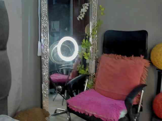 Dylaans19 Live Webcam on BongaCams