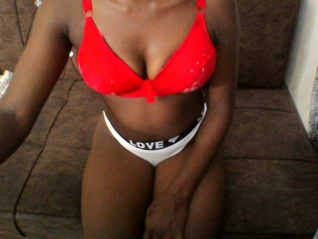 BerryBliss Live Cam on BongaCams