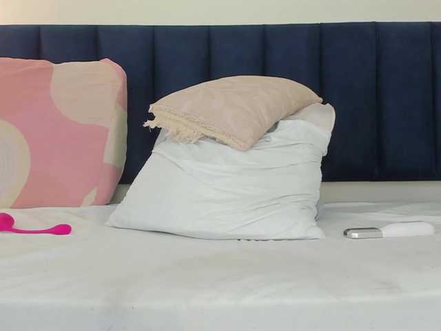 mayaevansmg's BongaCams show and profile