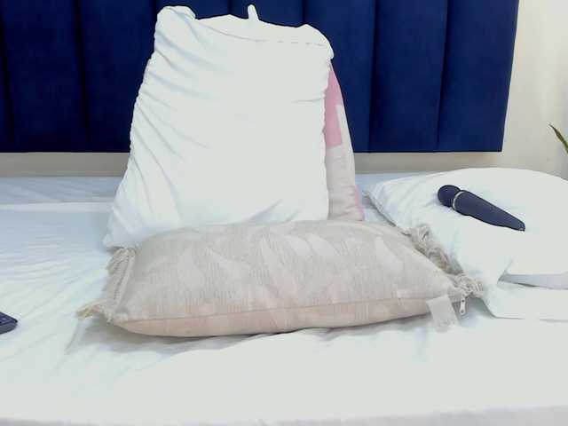 mayaevansmg's BongaCams show and profile