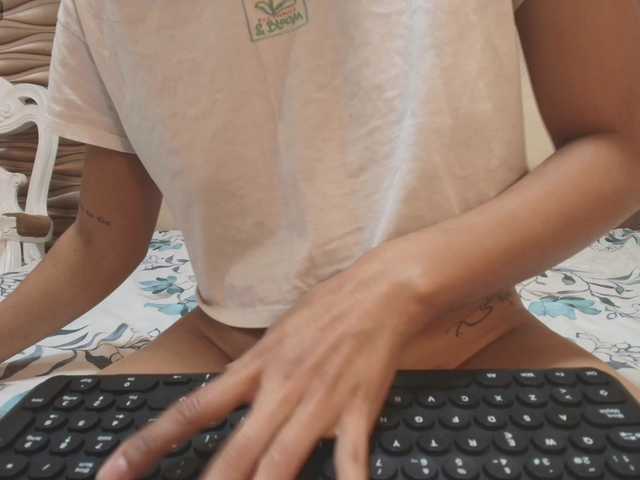 Miladiosa's BongaCams show and profile