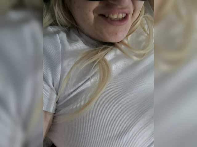 LiliTmil's BongaCams show and profile