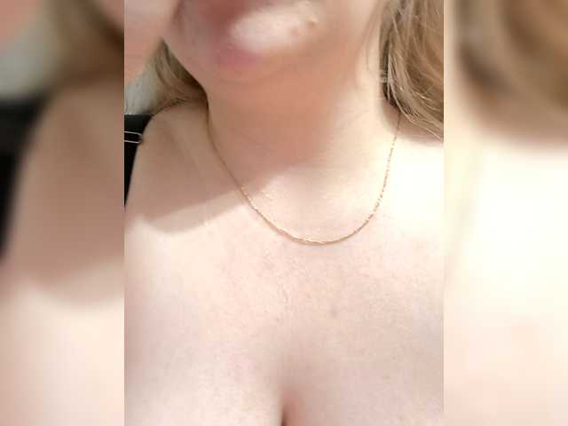 LiliTmil's BongaCams show and profile