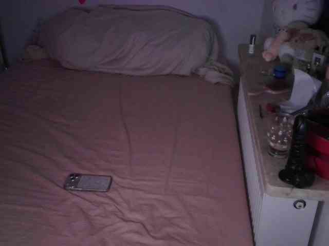 yourscirillaa webcam