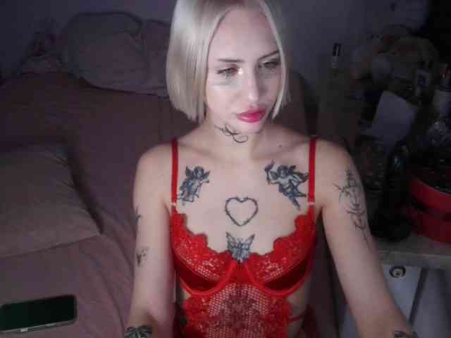 yourscirillaa webcam