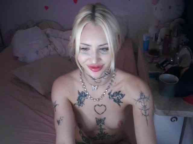 yourscirillaa webcam