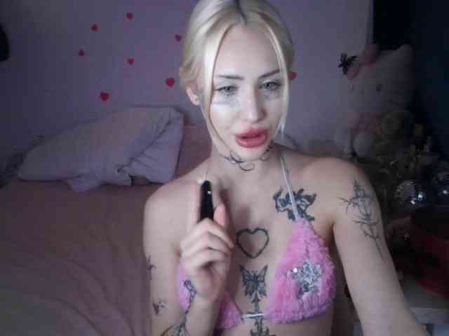 yourscirillaa yourscirillaa