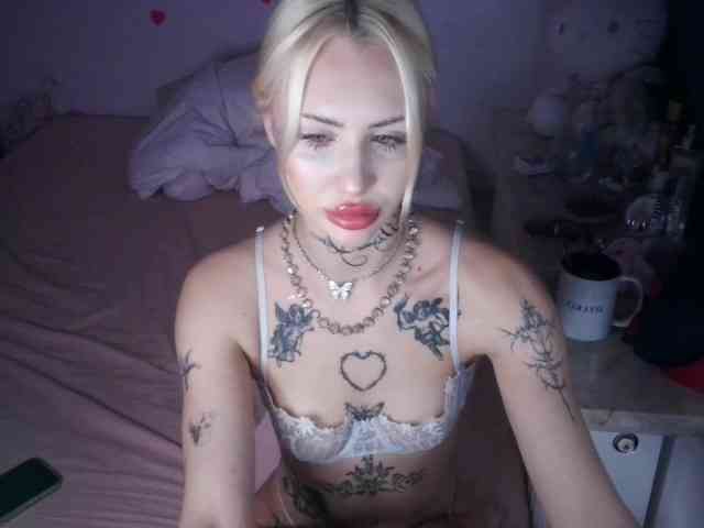 yourscirillaa webcam