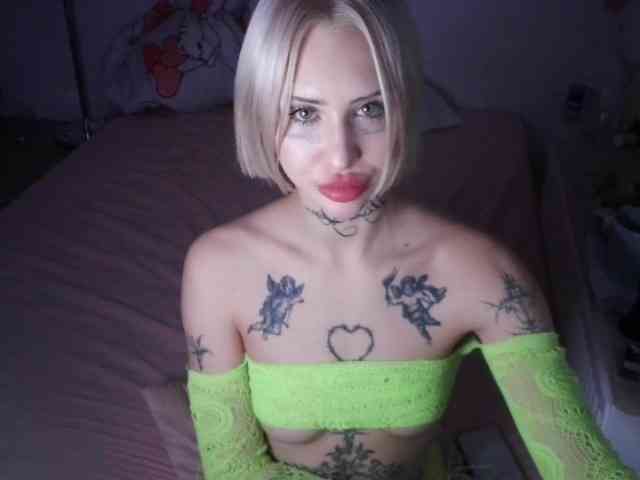 yourscirillaa webcam