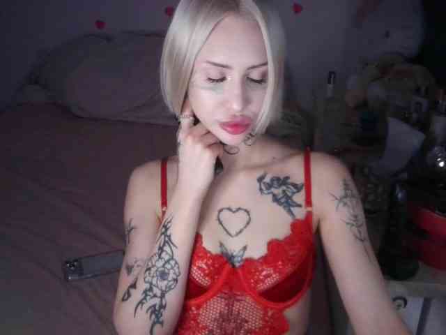 yourscirillaa webcam