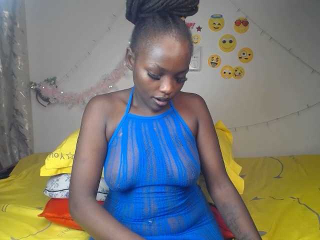 DaisyAmber's BongaCams show and profile