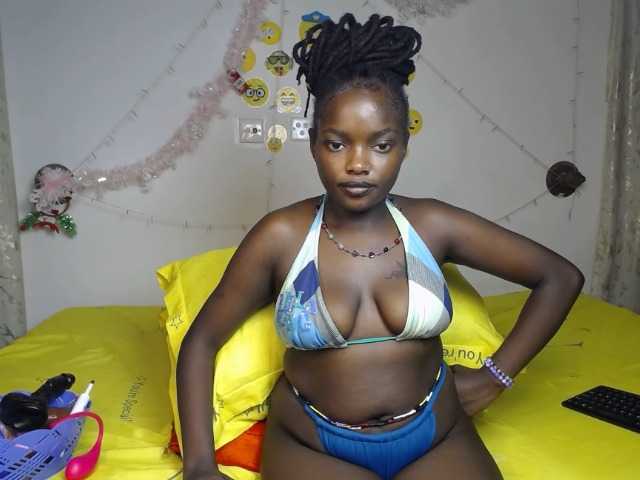 DaisyAmber's BongaCams show and profile