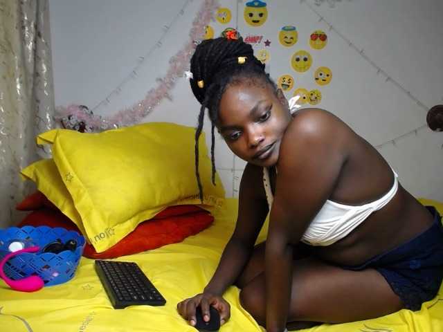 DaisyAmber's BongaCams show and profile