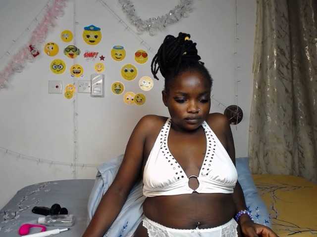 DaisyAmber's BongaCams show and profile