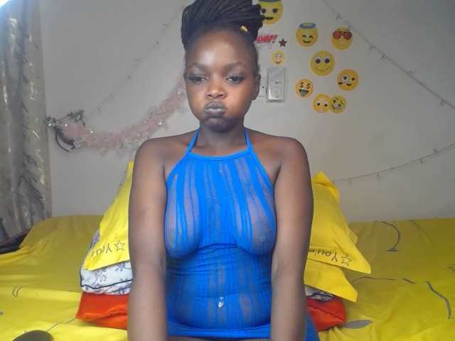 DaisyAmber's BongaCams show and profile