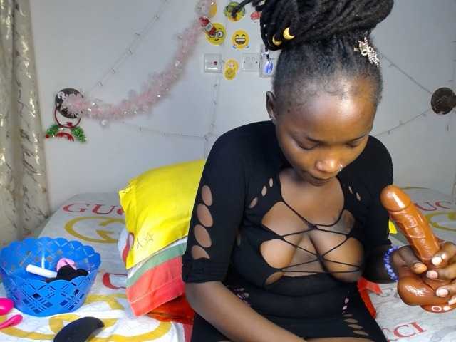 DaisyAmber's BongaCams show and profile