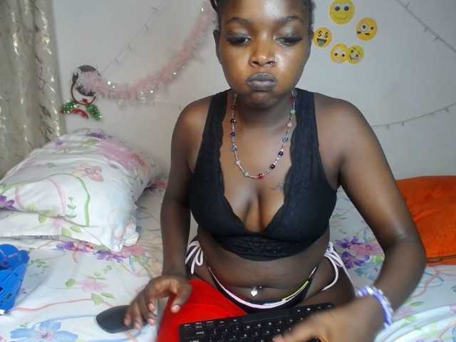 DaisyAmber's BongaCams show and profile