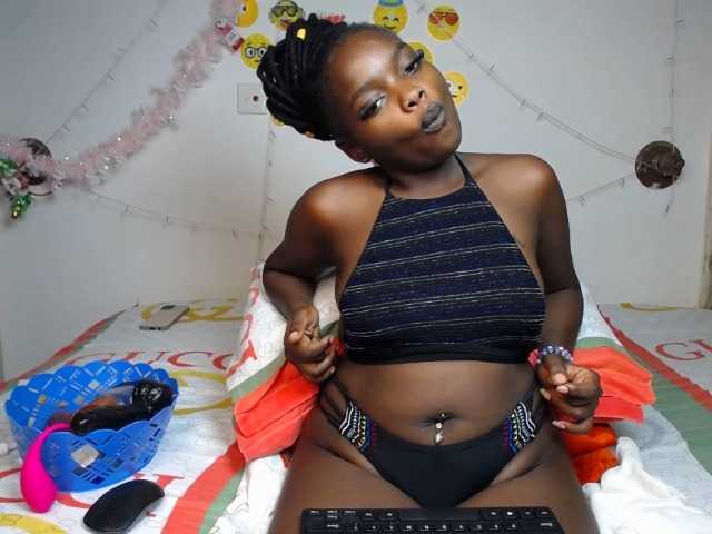 DaisyAmber's BongaCams show and profile