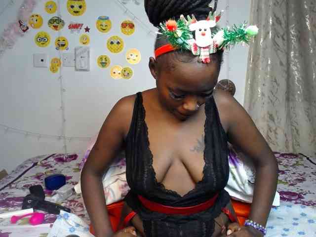 DaisyAmber Live Webcam on BongaCams