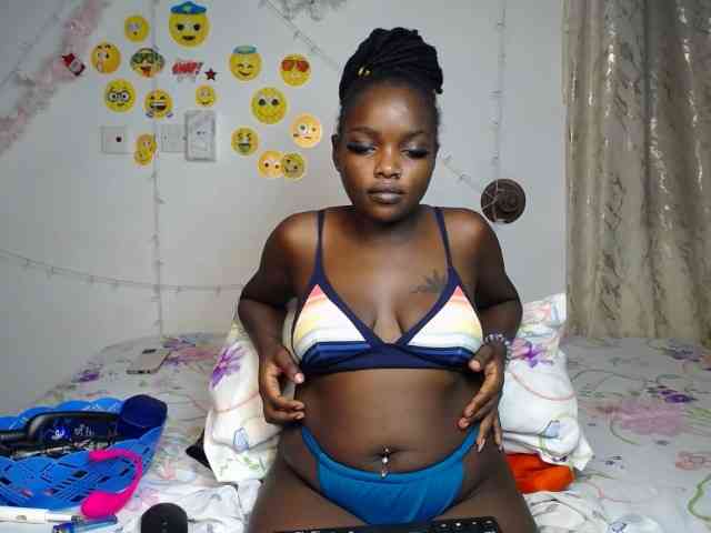 DaisyAmber Live Webcam on BongaCams