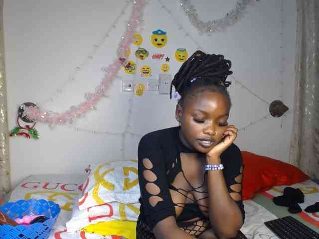 DaisyAmber Live Webcam on BongaCams