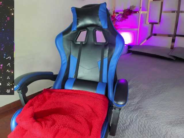 adri-rivera's BongaCams show and profile