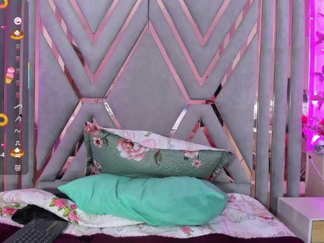 adri-rivera's BongaCams show and profile