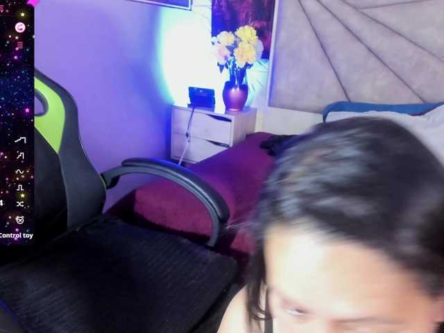 adri-rivera's BongaCams show and profile