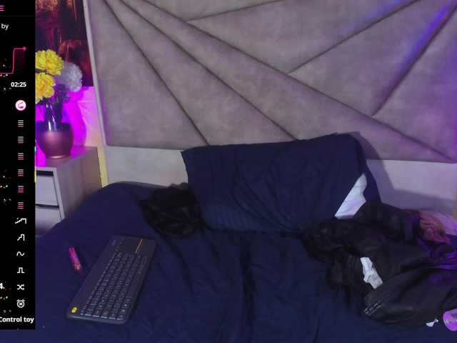 adri-rivera's BongaCams show and profile