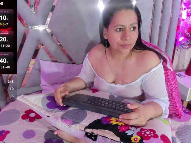 adri-rivera adri-rivera