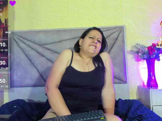 adri-rivera adri-rivera