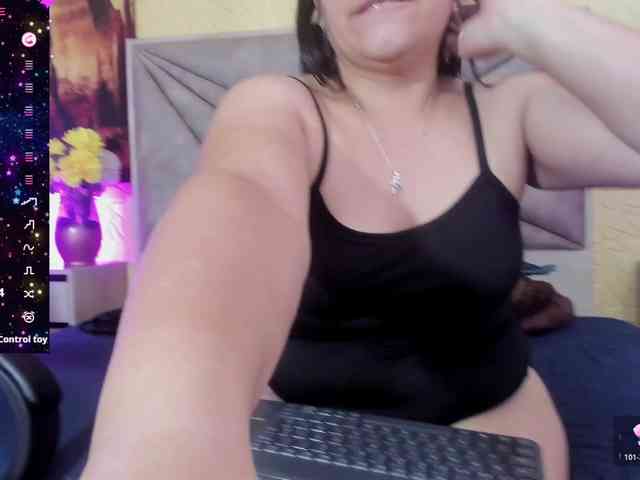 adri-rivera webcam
