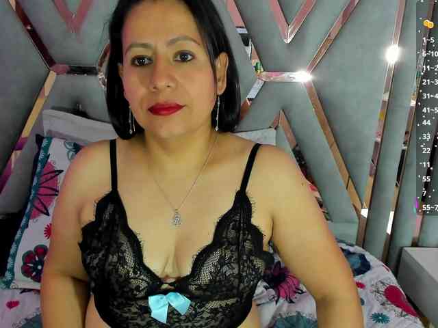 adri-rivera adri-rivera