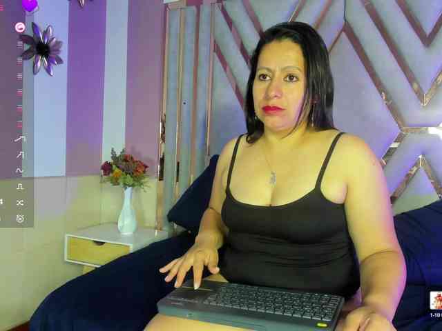 adri-rivera adri-rivera