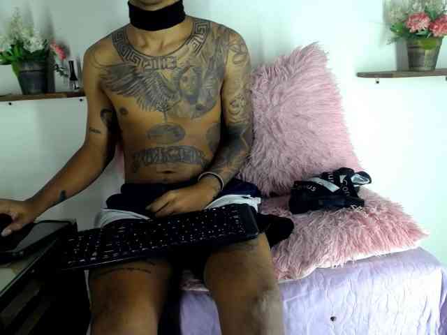 TatooNoah Live Webcam on BongaCams