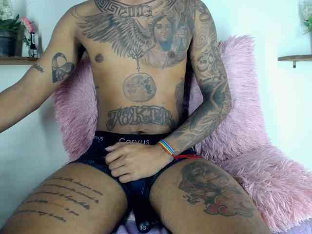 TatooNoah Live Webcam on BongaCams