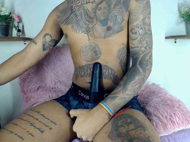 TatooNoah Live Webcam on BongaCams