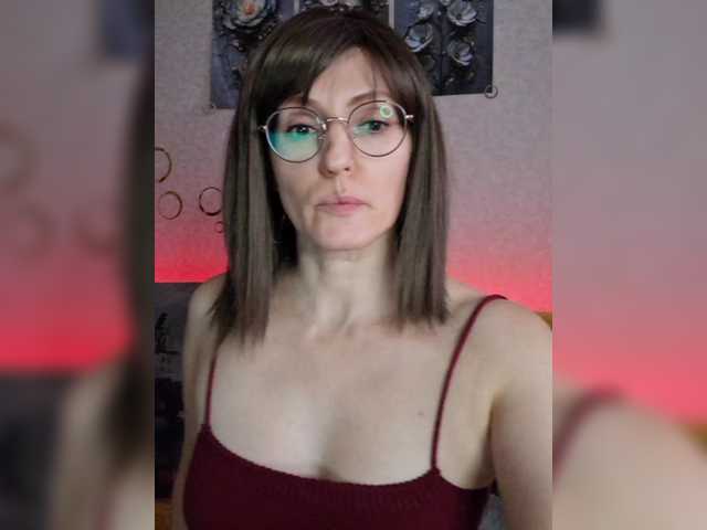 Valkiriyas's BongaCams show and profile