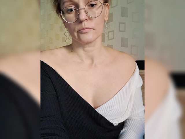 Valkiriyas free chat on liveonude