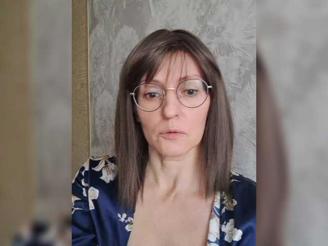 Valkiriyas's BongaCams show and profile