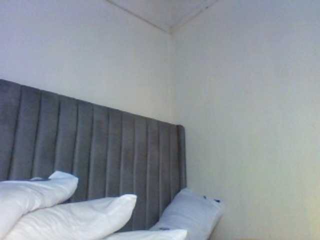 curvypetite001 webcam