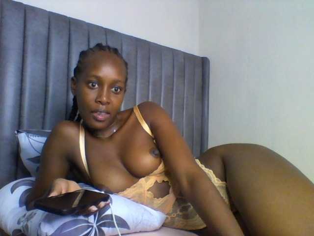 curvypetite001's Thumb Image