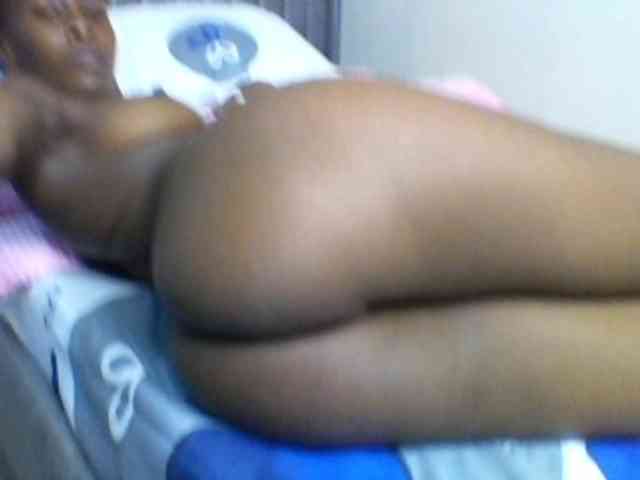 curvypetite001 webcam