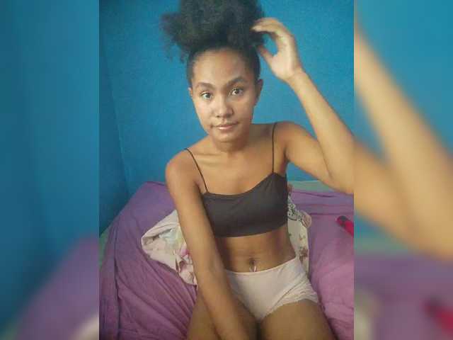 Carmella1's BongaCams show and profile