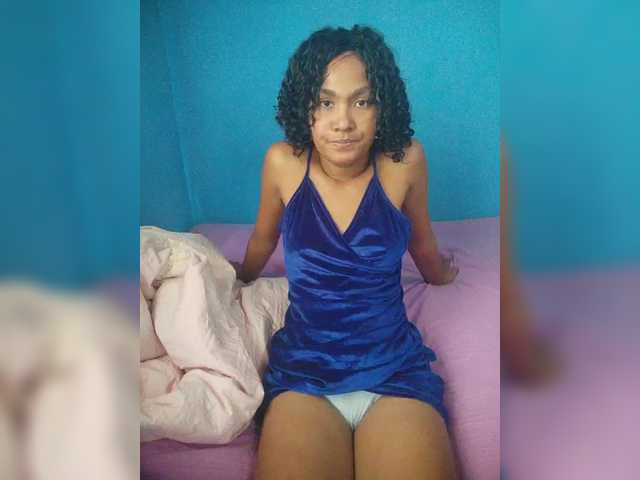 Carmella1's BongaCams show and profile