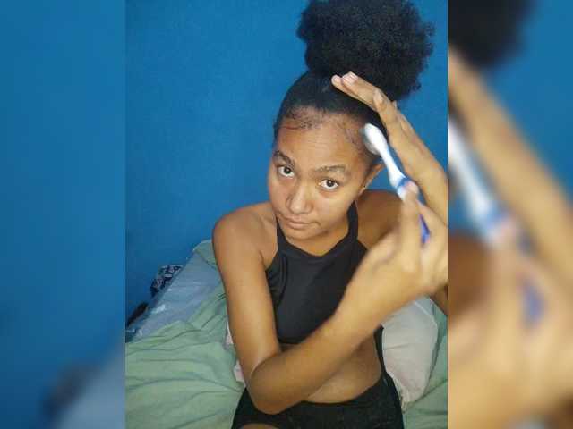 Carmella1's BongaCams show and profile