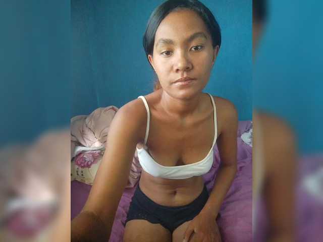 Carmella1's BongaCams show and profile