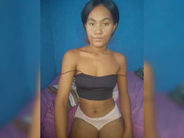 Carmella1's BongaCams show and profile