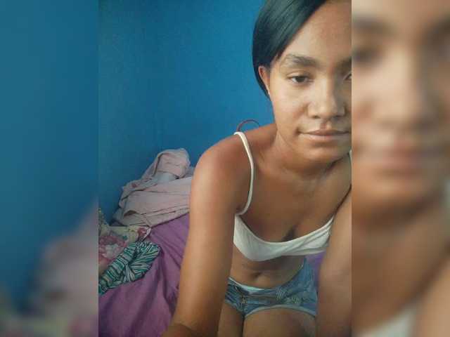Carmella1's BongaCams show and profile