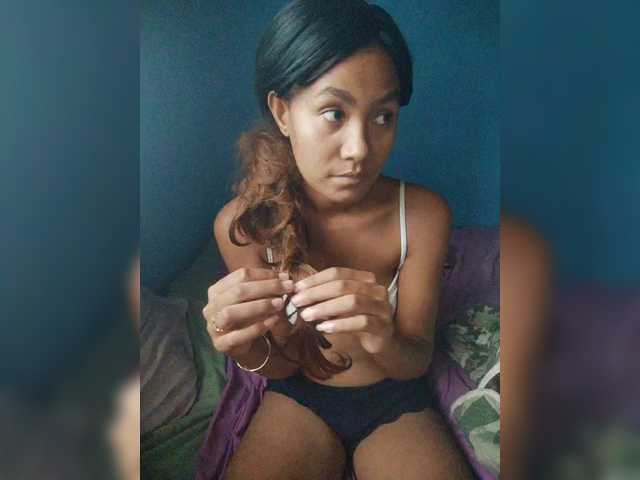 Carmella1's BongaCams show and profile